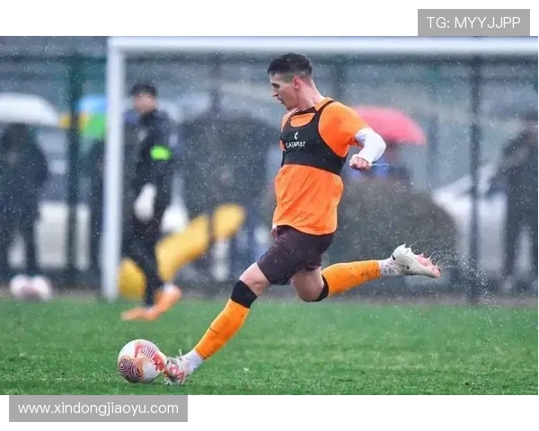 中超保级战火再燃海牛困境加剧四队争夺悬念升级